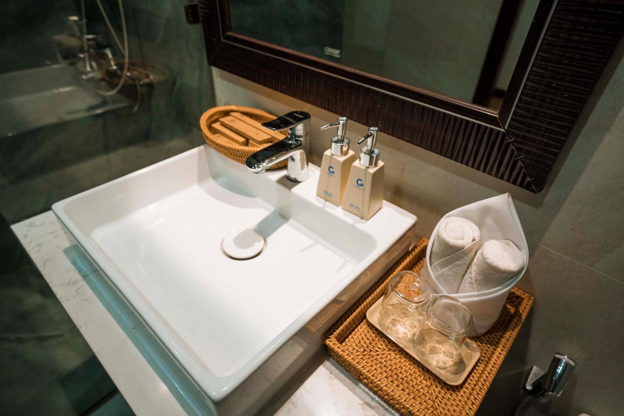 Capecia Danang Hotel And Apartment Екстер'єр фото