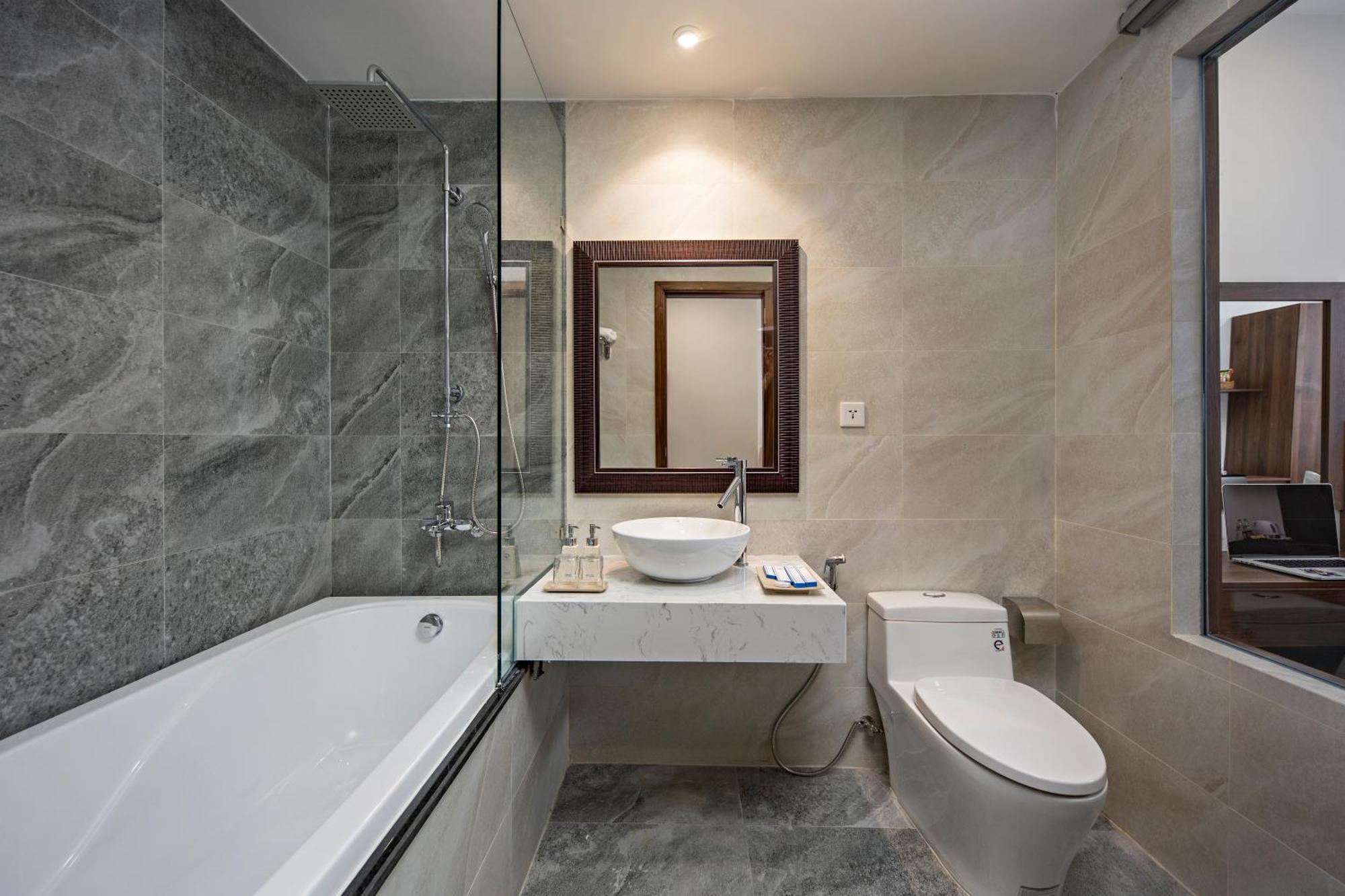 Capecia Danang Hotel And Apartment Екстер'єр фото